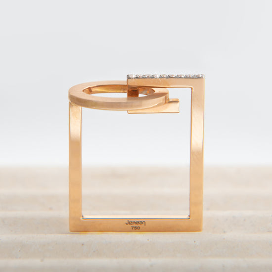 Oval & Square Ring